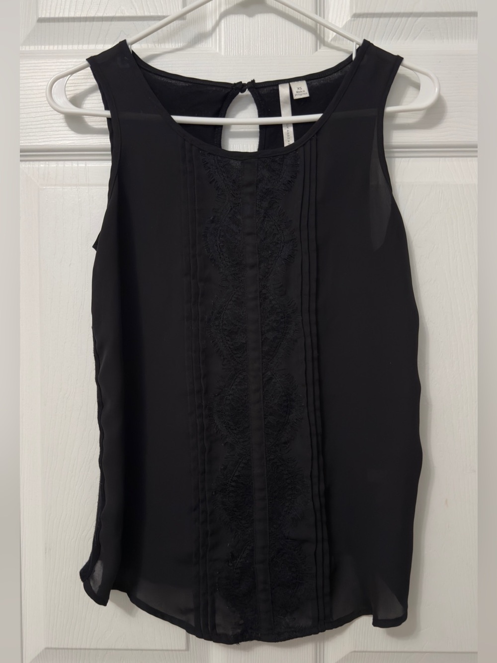 LC Lauren Conrad Black Sleeveless Lace-Front Camisole